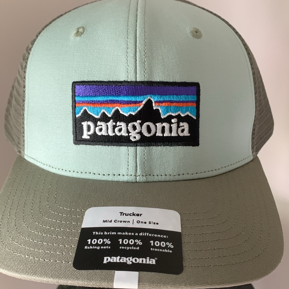 Patagonia P-6 Logo Trucker Hat